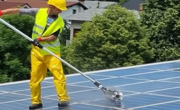 Revital SOLAR - čiščenje sončne elektrarne 14 20230614_140132 2test